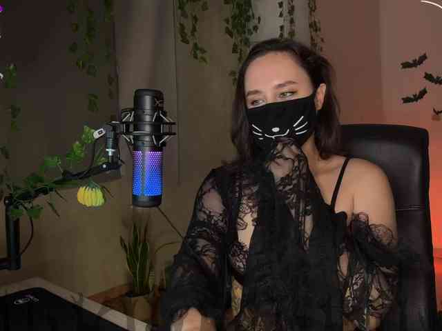 YourSweetPeach webcam