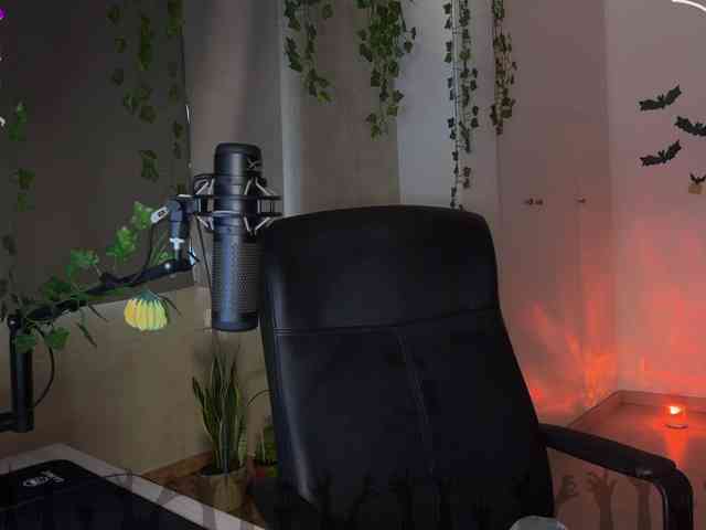 YourSweetPeach webcam