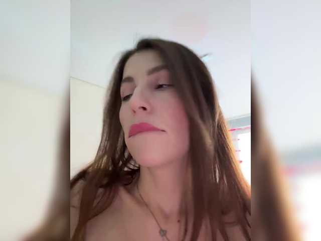 Accedi alla chat con il nickname MilashaNyasha MilashaNyasha