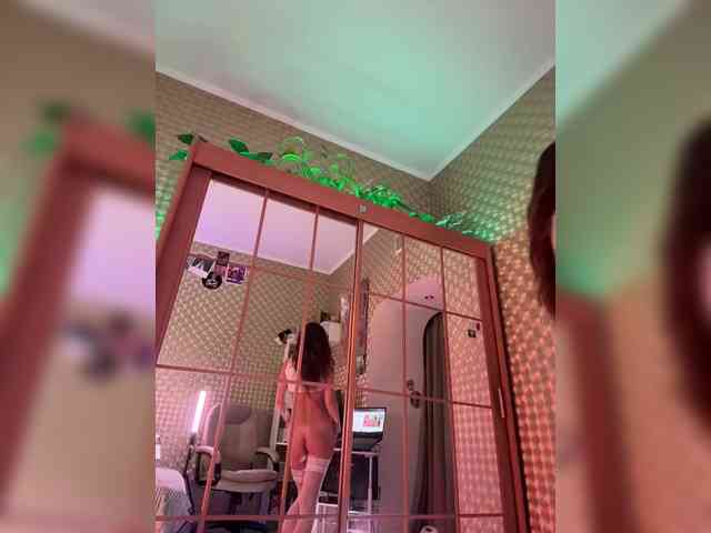 MilashaNyasha webcam