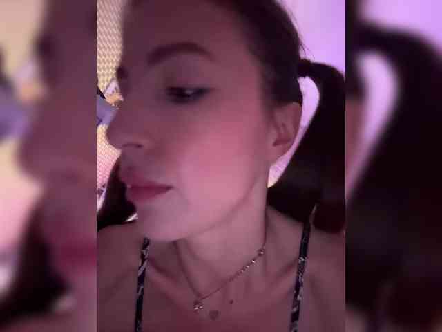 MilashaNyasha webcam