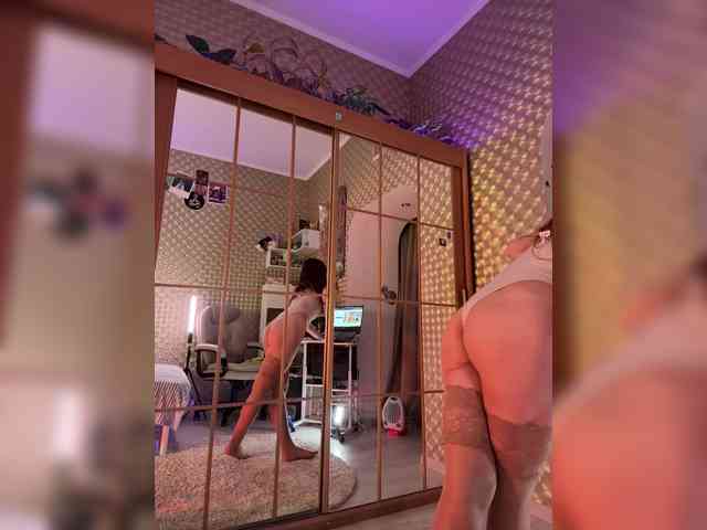 MilashaNyasha webcam