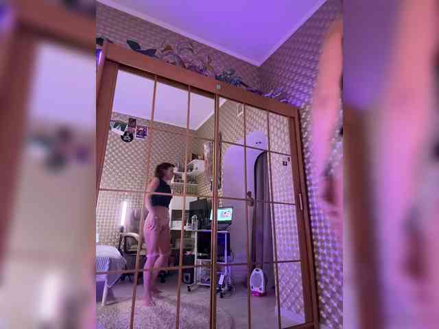 MilashaNyasha webcam