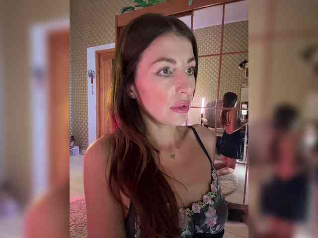 MilashaNyasha webcam