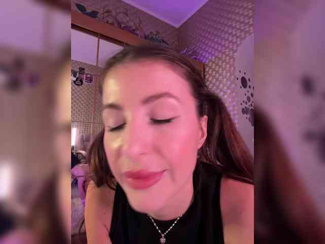 MilashaNyasha webcam