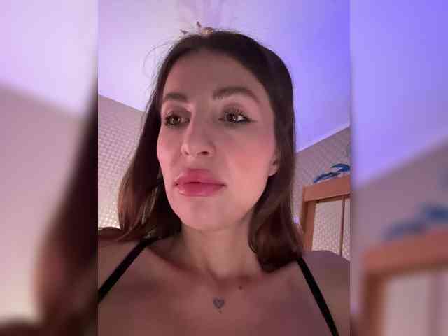 MilashaNyasha webcam