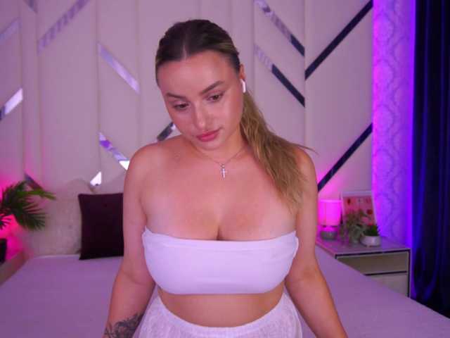 FloraGreys webcam