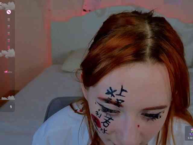 DarkLola webcam