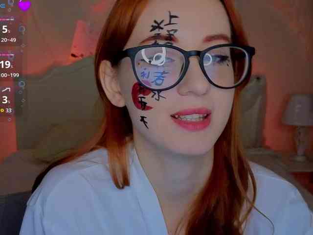 DarkLola webcam