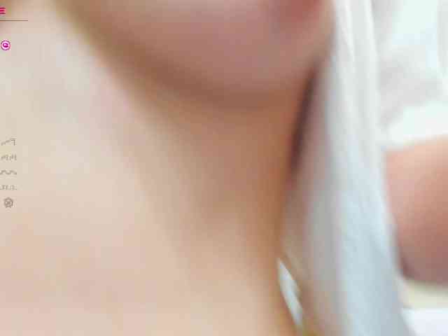 Kelly-Klein webcam