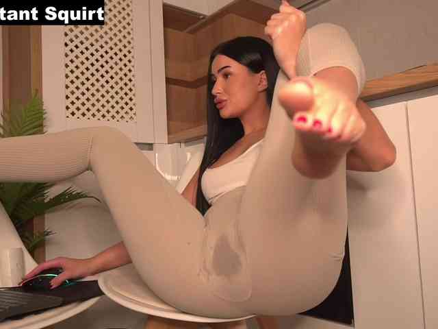 LetiSquirt webcam