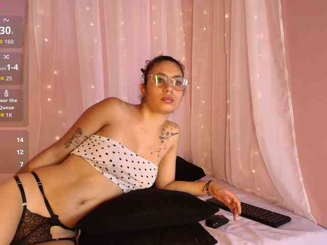 CaseyDevon1 webcam
