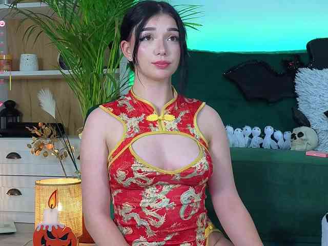 AveryWillow webcam