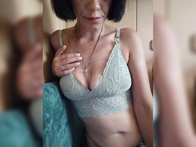 Lois-Lorrie webcam