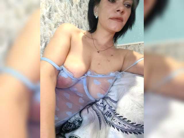 Gratis Live Sexcam mit Lois-Lorrie Lois-Lorrie