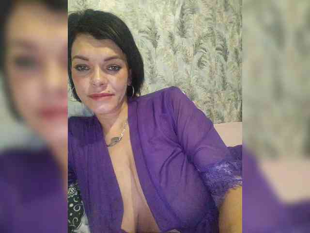Lois-Lorrie webcam