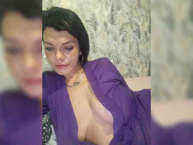Lois-Lorrie webcam
