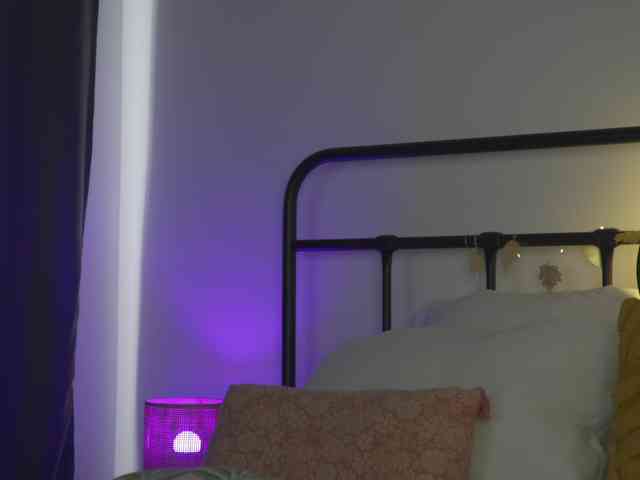 JoanneSpoilMe webcam