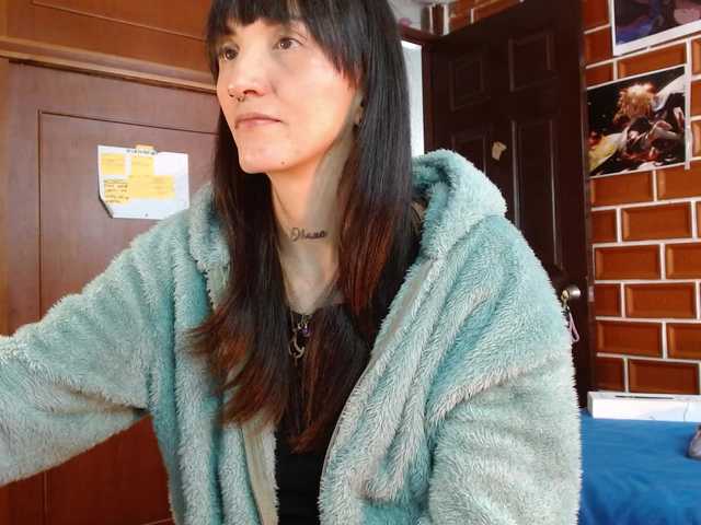 sakuraskinny webcam