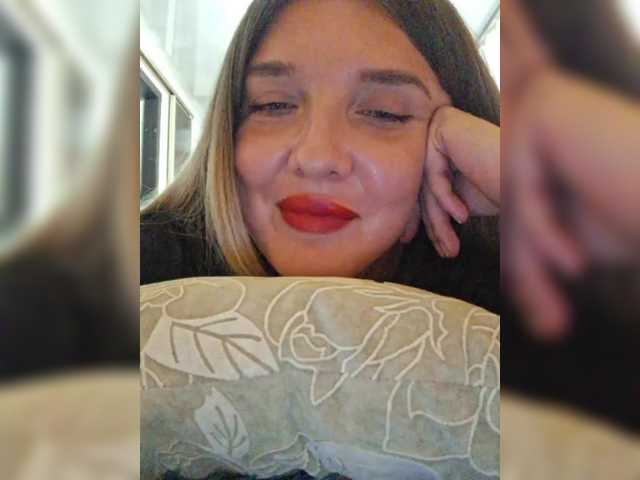 Ilona_300_metrov_ot_vas webcam
