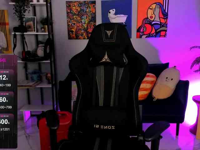 FreyaFindomFitGoddess webcam