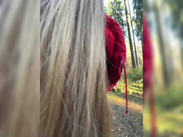 Entra en el chat con el modelo LolaSexxx LolaSexxx