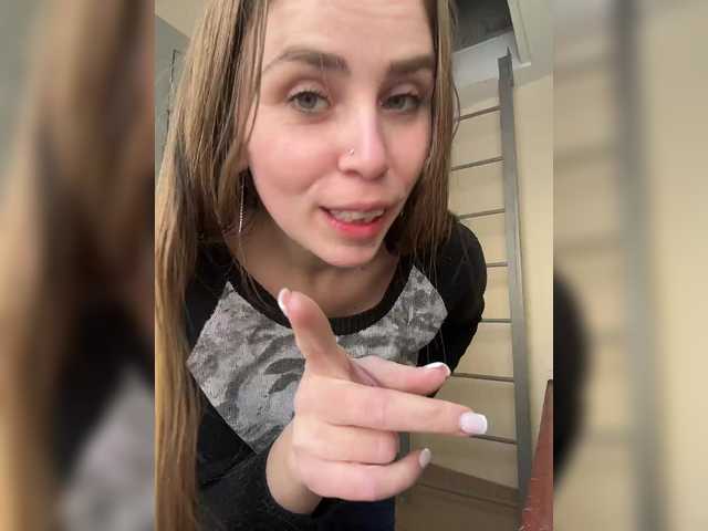 Vai a chattare su LolaSexxx LolaSexxx