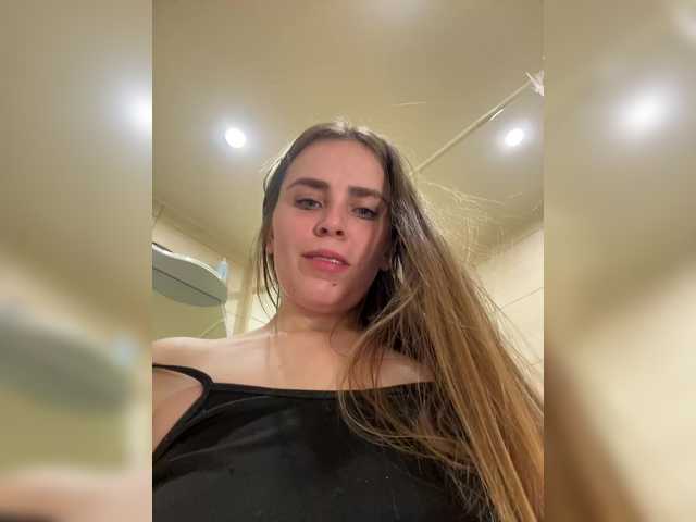 Vai a chattare su LolaSexxx LolaSexxx