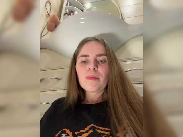 go to chat with LolaSexxx