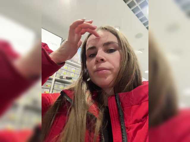 go to chat with LolaSexxx