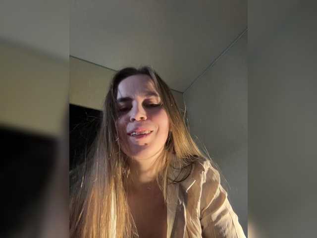 Vai a chattare su LolaSexxx LolaSexxx