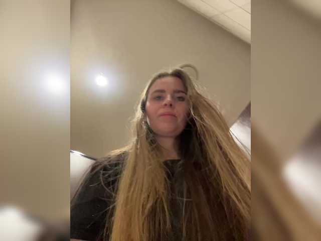 Vai a chattare su LolaSexxx LolaSexxx