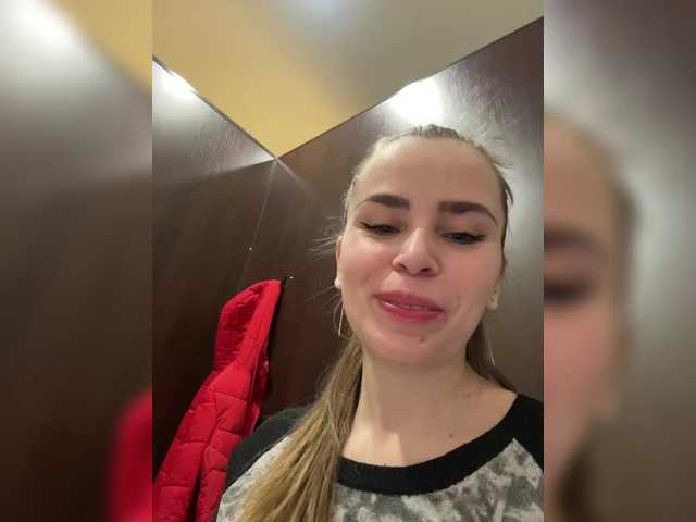 Vai a chattare su LolaSexxx LolaSexxx