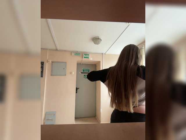 Vai a chattare su LolaSexxx LolaSexxx