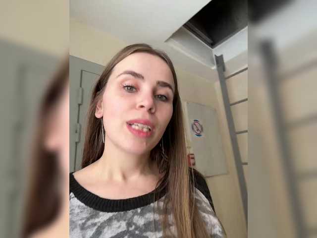 Vai a chattare su LolaSexxx LolaSexxx