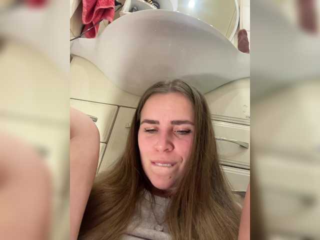 Vai a chattare su LolaSexxx LolaSexxx