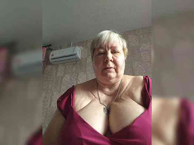 Alena61 webcam