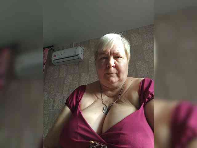Alena61 webcam