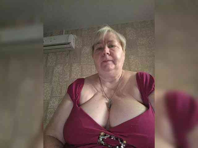 Alena61 webcam