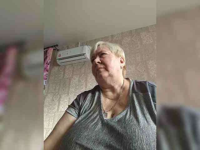Alena61 webcam