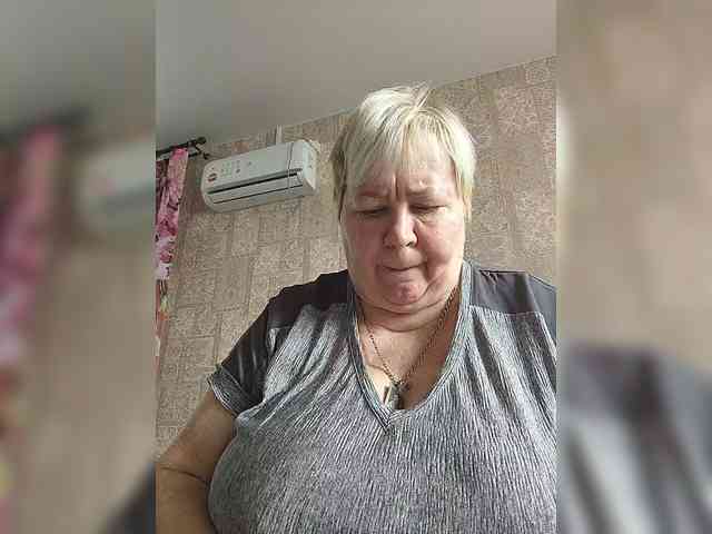 Alena61 webcam