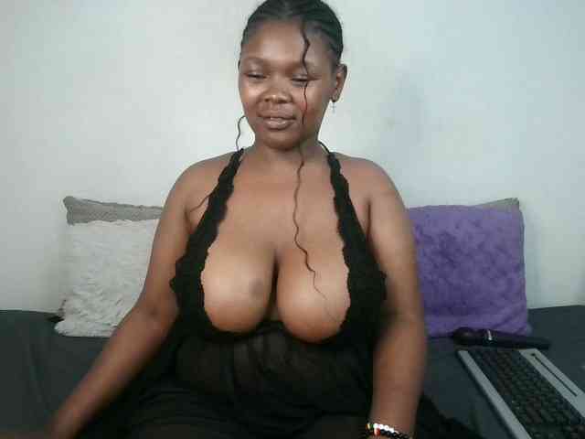 Thickqueenxxx webcam