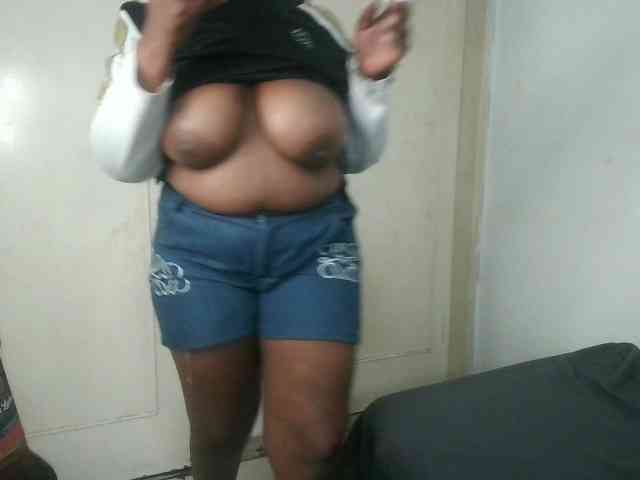 Thickqueenxxx webcam