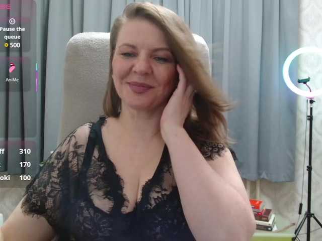 Veronika_Gold webcam