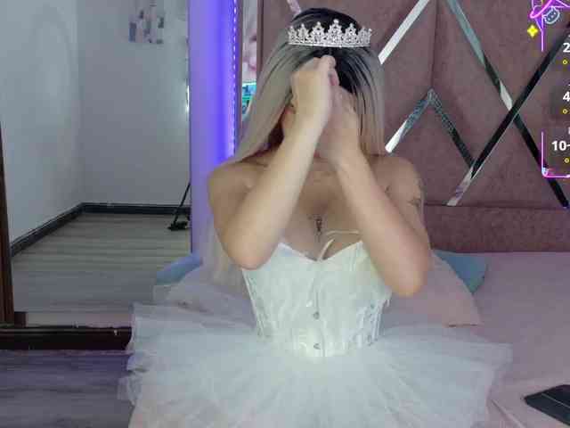 EimyAnistonCute webcam