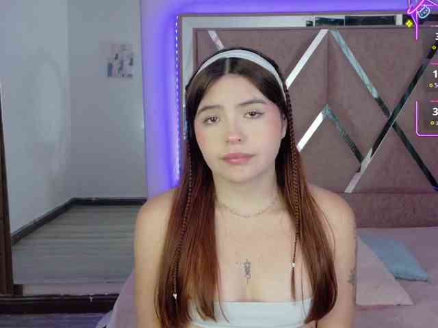 EimyAnistonCute webcam