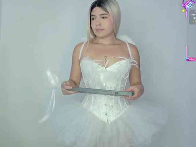 EimyAnistonCute webcam