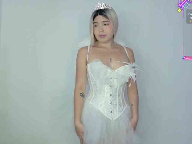 EimyAnistonCute webcam