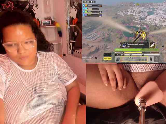 MhiaRey webcam