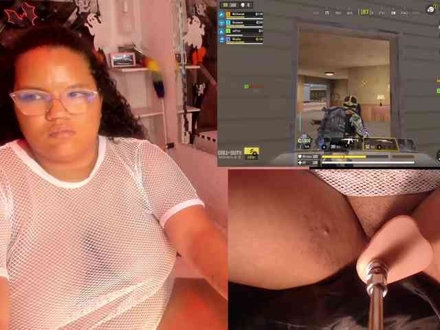 MhiaRey webcam